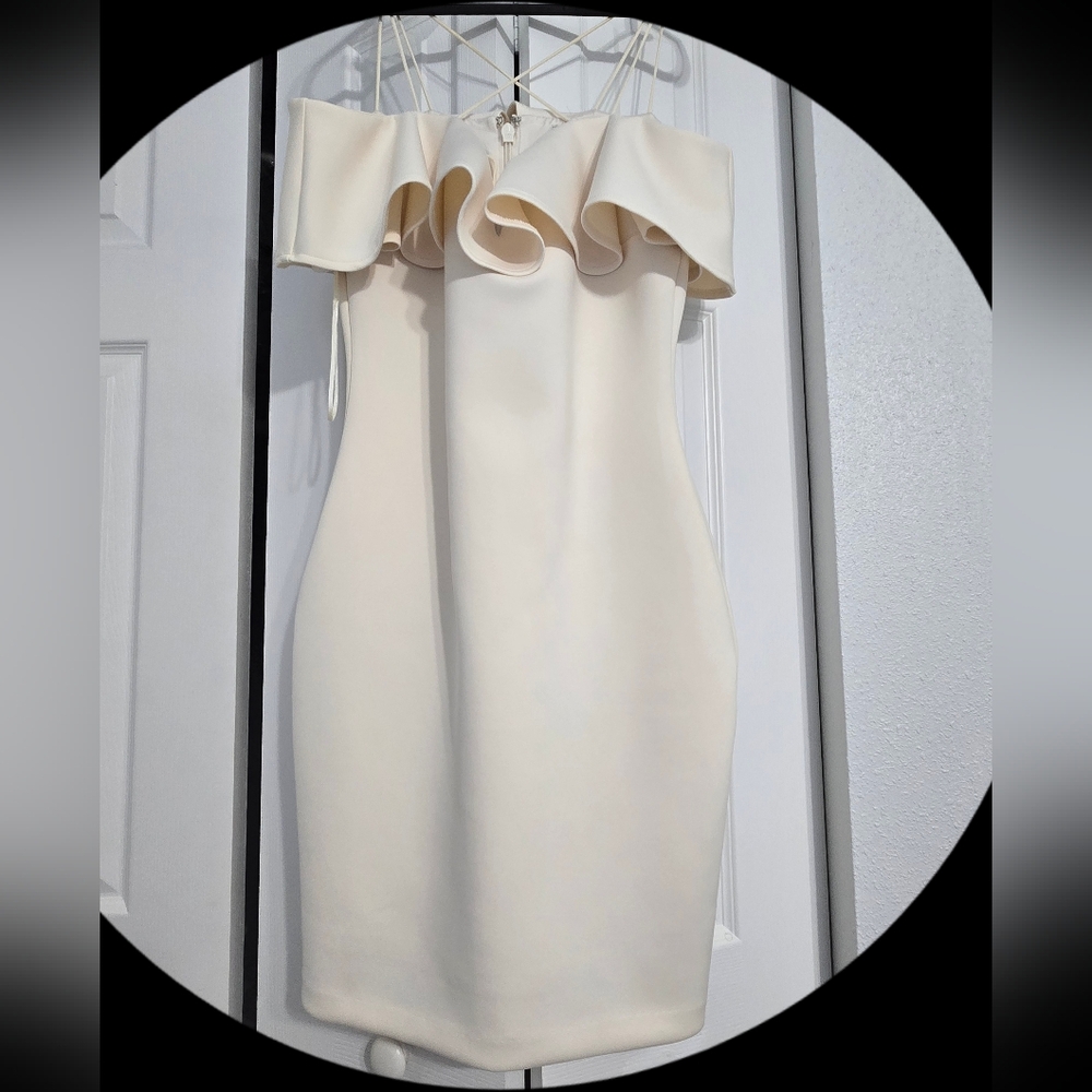 Guess Mara Elegant Cream Off-Shoulder Dress